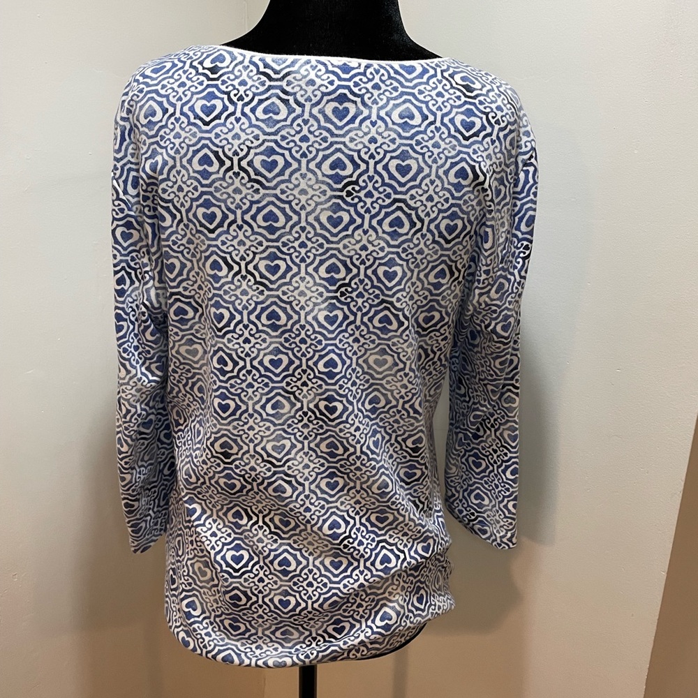 Heart pattern blue and white long sleeve T-shirt - Picture 2 of 6